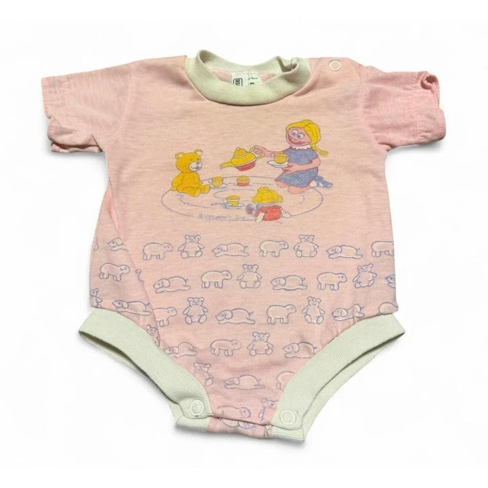 Vintage Sesame Street Baby Onesie 10-14 lbs Pink Tea Party Teddy Bear USA